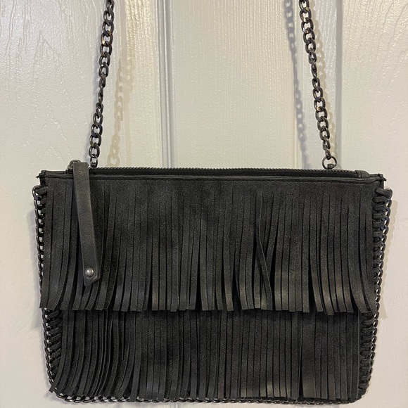 Fringed Black Chain Strap Bag - Picture 1 of 4